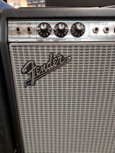 Fender - 68 CUSTOM DELUXE REVERB 2